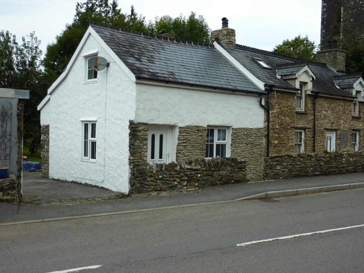 Rose Cottage คาร์มาเทน ภายนอก รูปภาพ